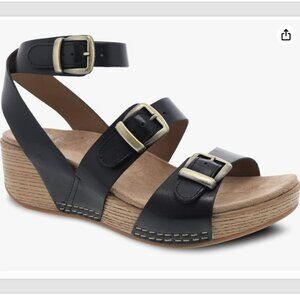 Dansko Lou Strappy Wedge Sandals Size 39 Black Burnished Leather Comfort Shoe